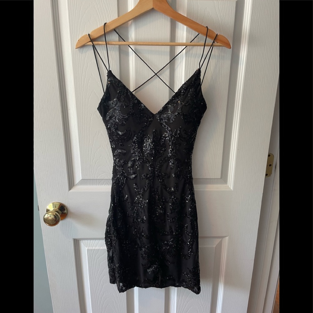 Black cocktail/ homecoming dress size xs!
